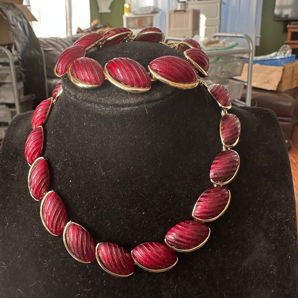 Vintage CORO Red Shell Lucite Necklace & Bracelet Jewelry Set